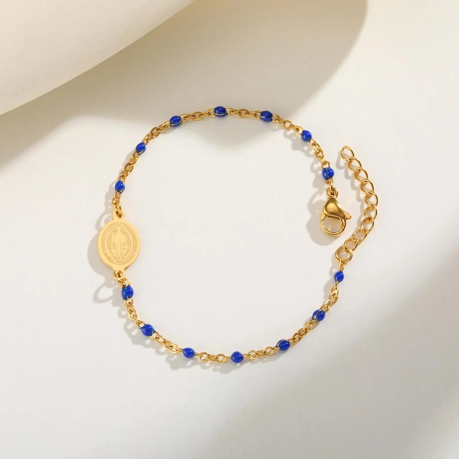 Bracelet Vierge Marie – Perles Colorées | Chaîne Dorée Acier Inoxydable