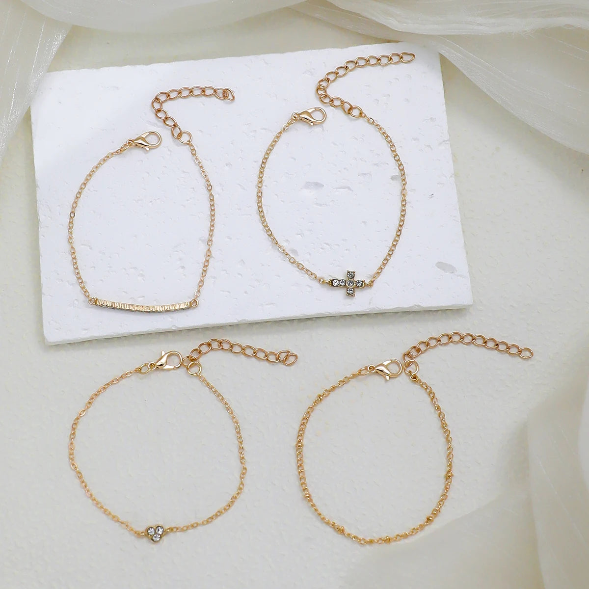 Set 4 Bracelets Multi-Couches Croix & Cœur – Zircone Cubique | Bijou Femme Cadeau
