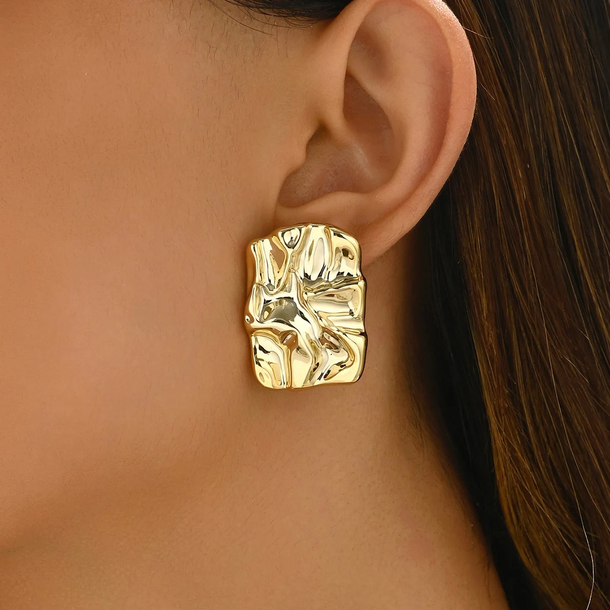 Boucles d'Oreilles Géométriques Irrégulières – Style Minimaliste | Bijou Tendance 2024