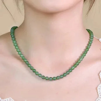 Collier Ras-du-Cou en Jade de Birmanie – Perles Rondes Vertes, Grade A