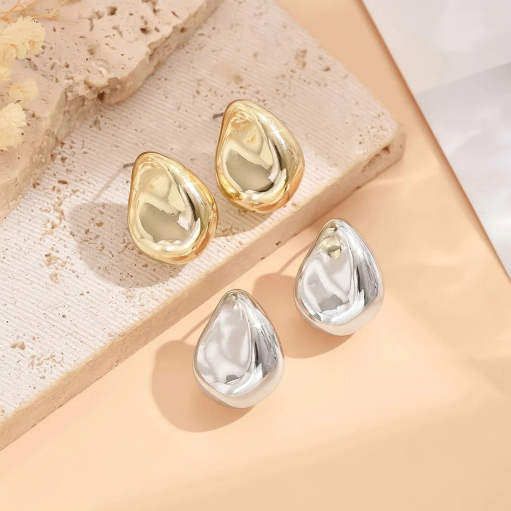 Boucles d'Oreilles Géométriques Irrégulières – Style Minimaliste | Bijou Tendance 2024