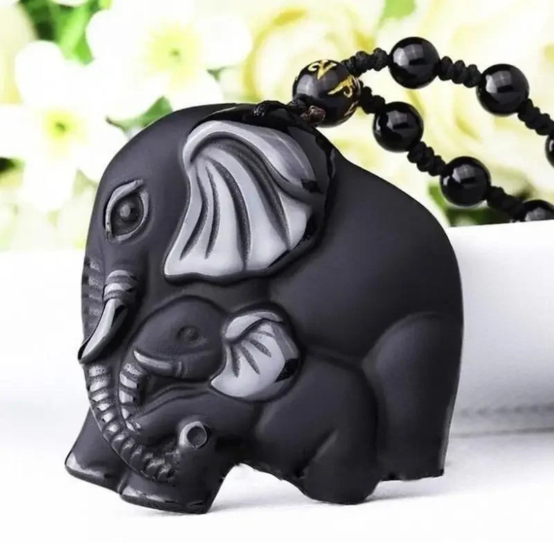 Collier Pendentif Statue Jésus Imitation Jade Vert Émeraude – Amulette Chrétienne | Unisexe